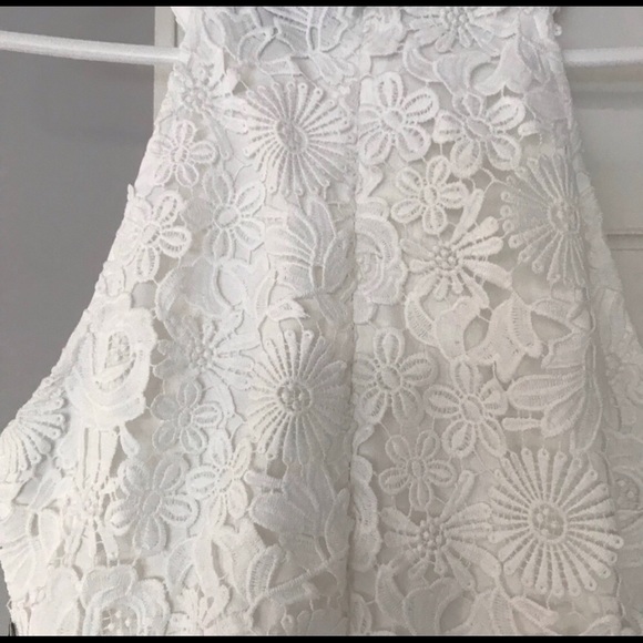 NWT White lulus dress!! Perfect for graduation! - Picture 4 of 6